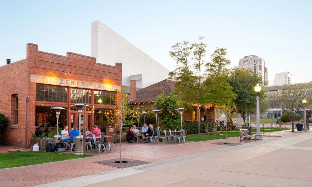 Bianco Italian restaurant in Phoenix